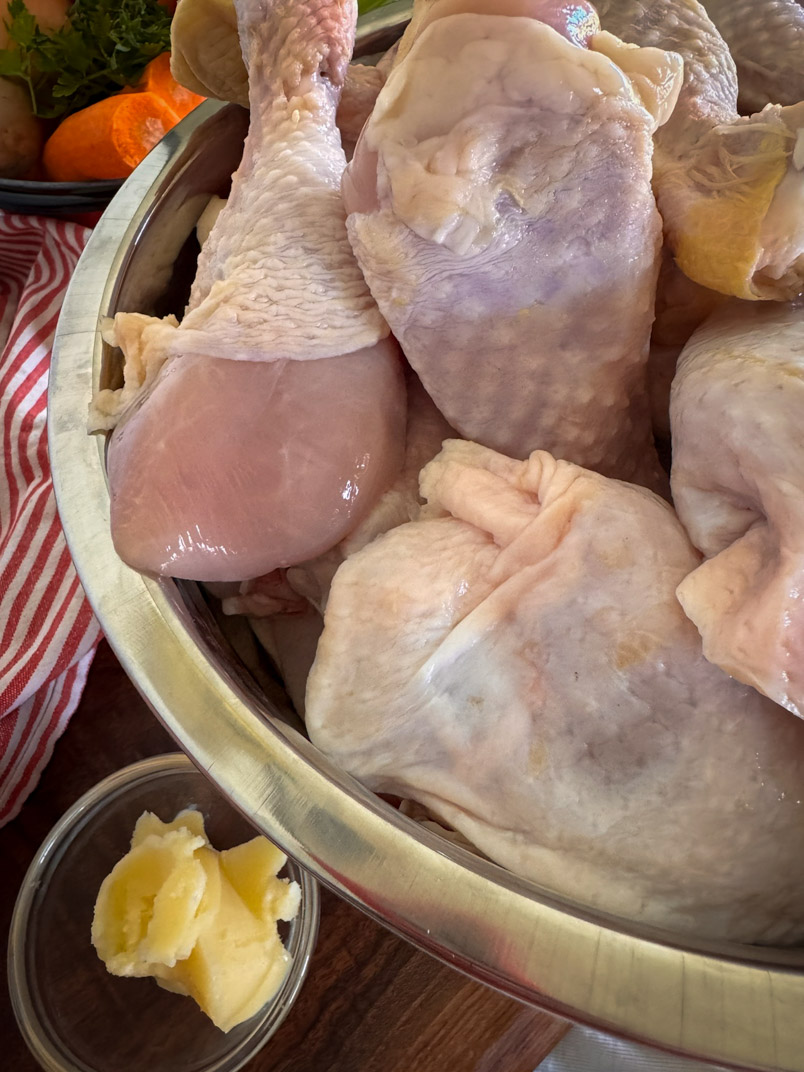 Easy Homemade Chicken Broth from Thighs and Drumsticks Easy Homemade Chicken Broth from Thighs and Drumsticks