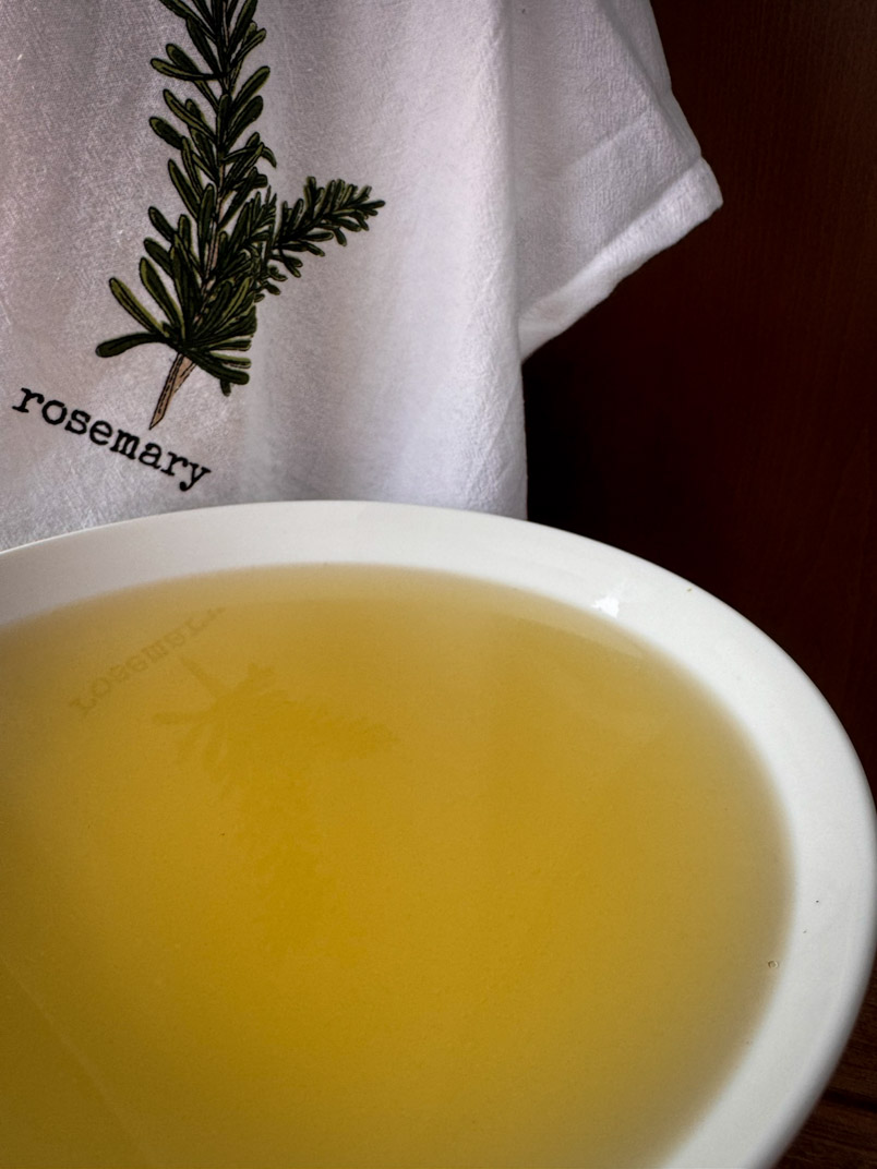 easy homemade chicken broth from scratch easy homemade chicken broth from scratch