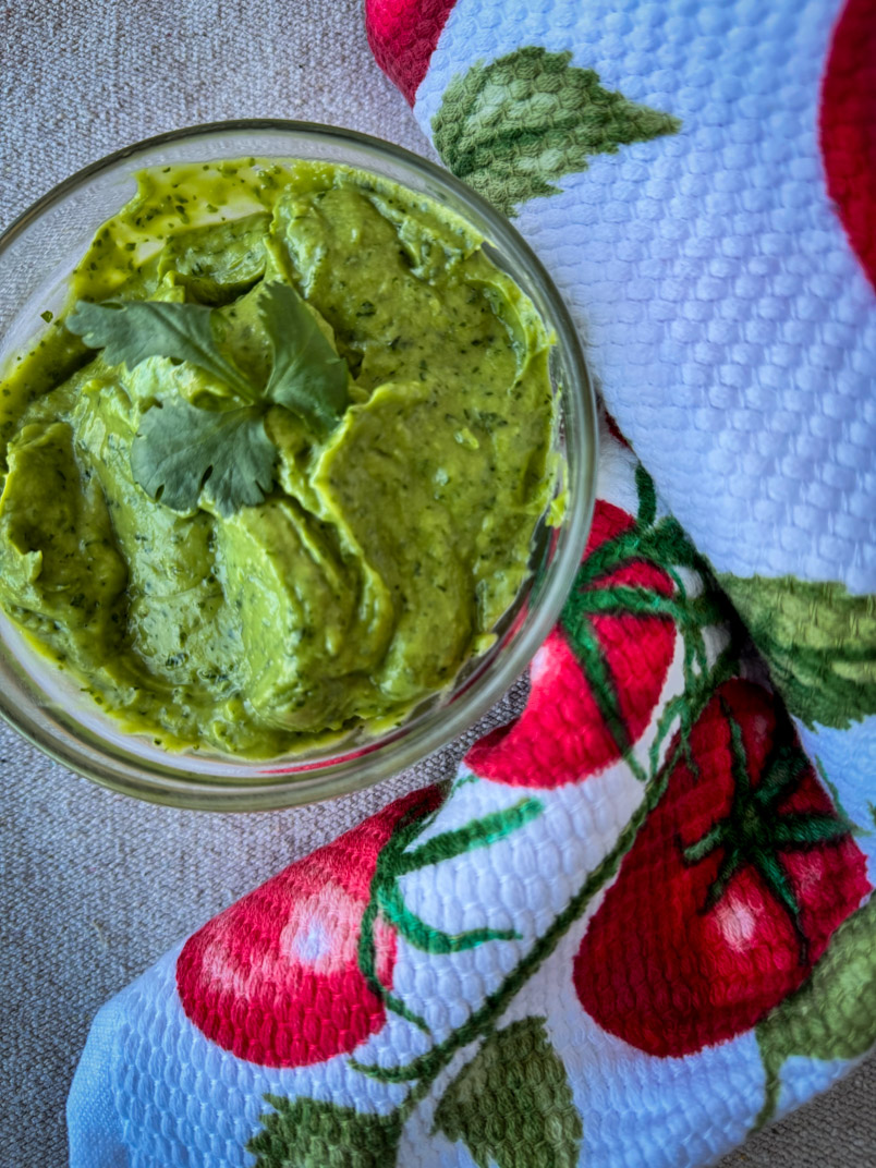 healthy cilantro avocado dip can be used on healthy chicken dinners