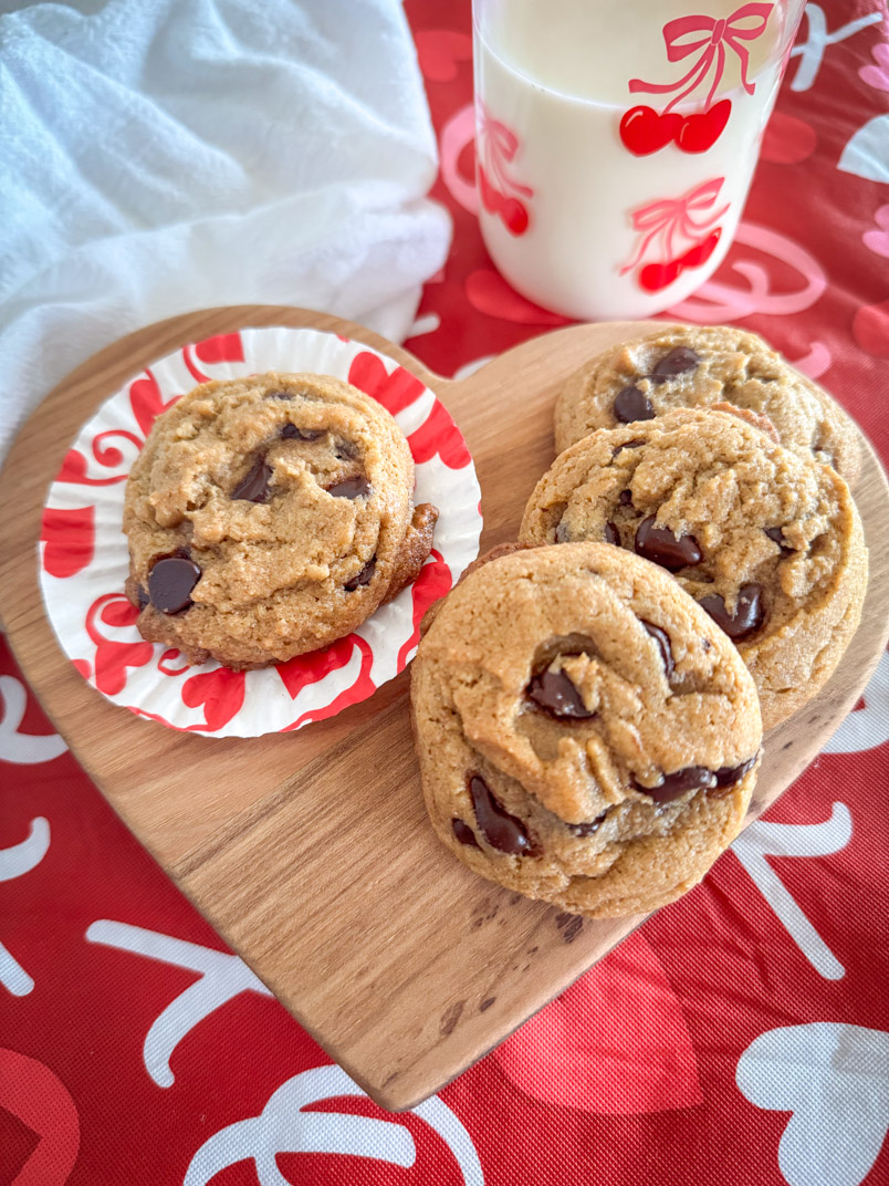 chocolate chip cookies made with einkorn wheat