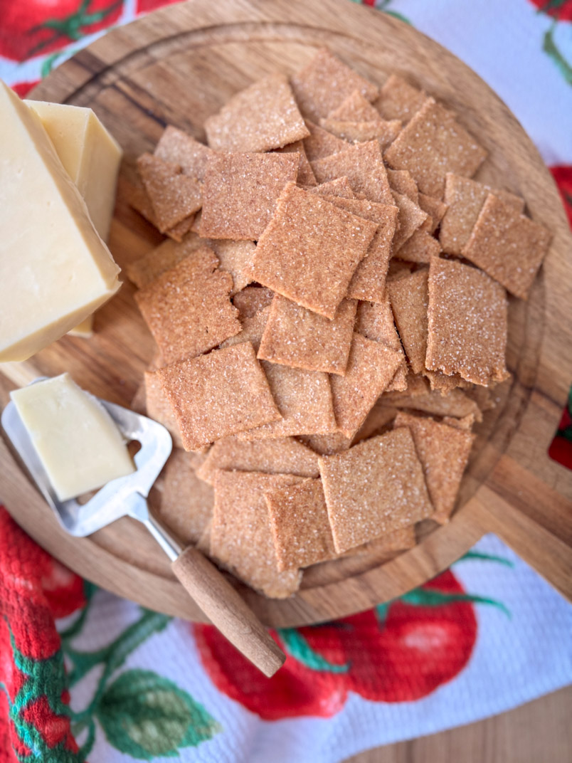 Whole wheat crackers made with fresh milled einkorn sourdough. A sourdough discard recipe